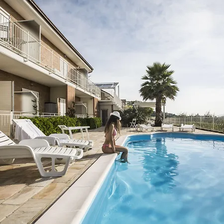 Residence Belohorizonte Апарт-отель Мачерата
